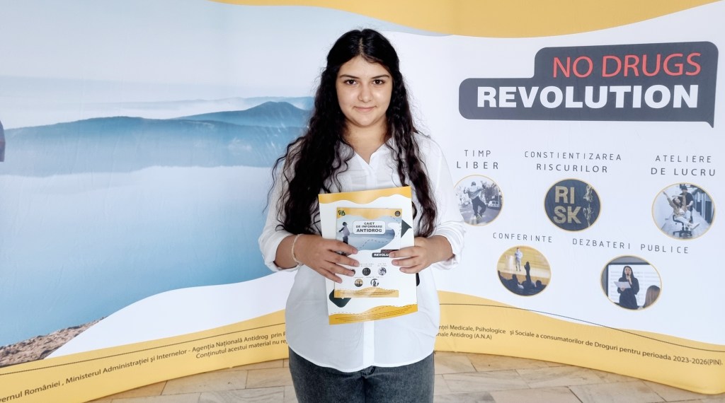 Proiectul „No Drugs Revolution” în București. Elevii sunt informați cu privire la riscurile consumului de droguri